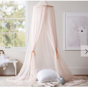 Pottery Barn pink glitter tulle canopy and full bed skirt